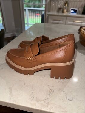 NWOT a.n.a brand women's chunky platform loafer - Cognac Brown